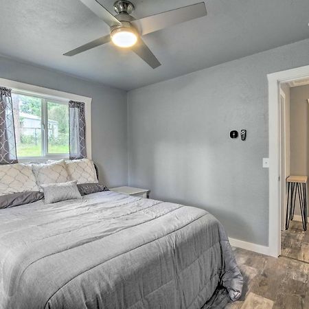 Cozy North Bend Getaway Near Dunes And Ocean! Lakeside Екстериор снимка